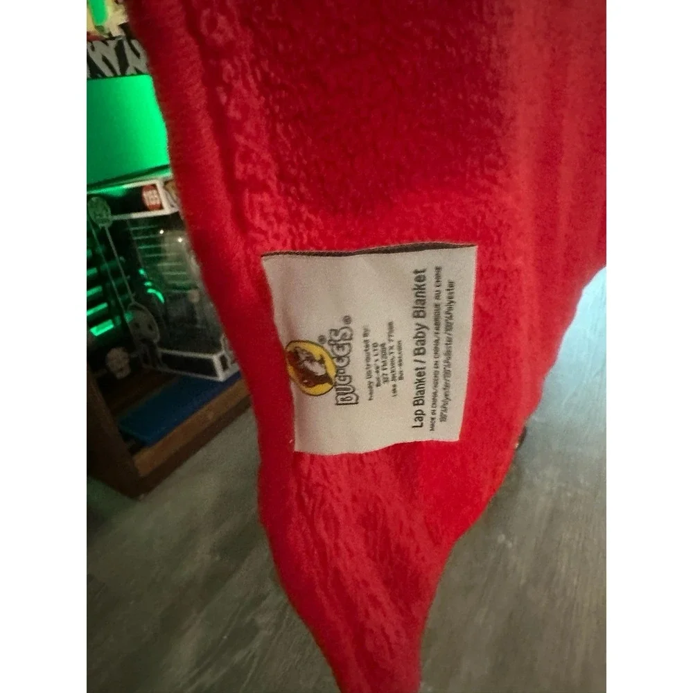 Buc-ees Beaver Logo Red Yellow Soft Fleece Throw Lap Baby Blanket Approx 59